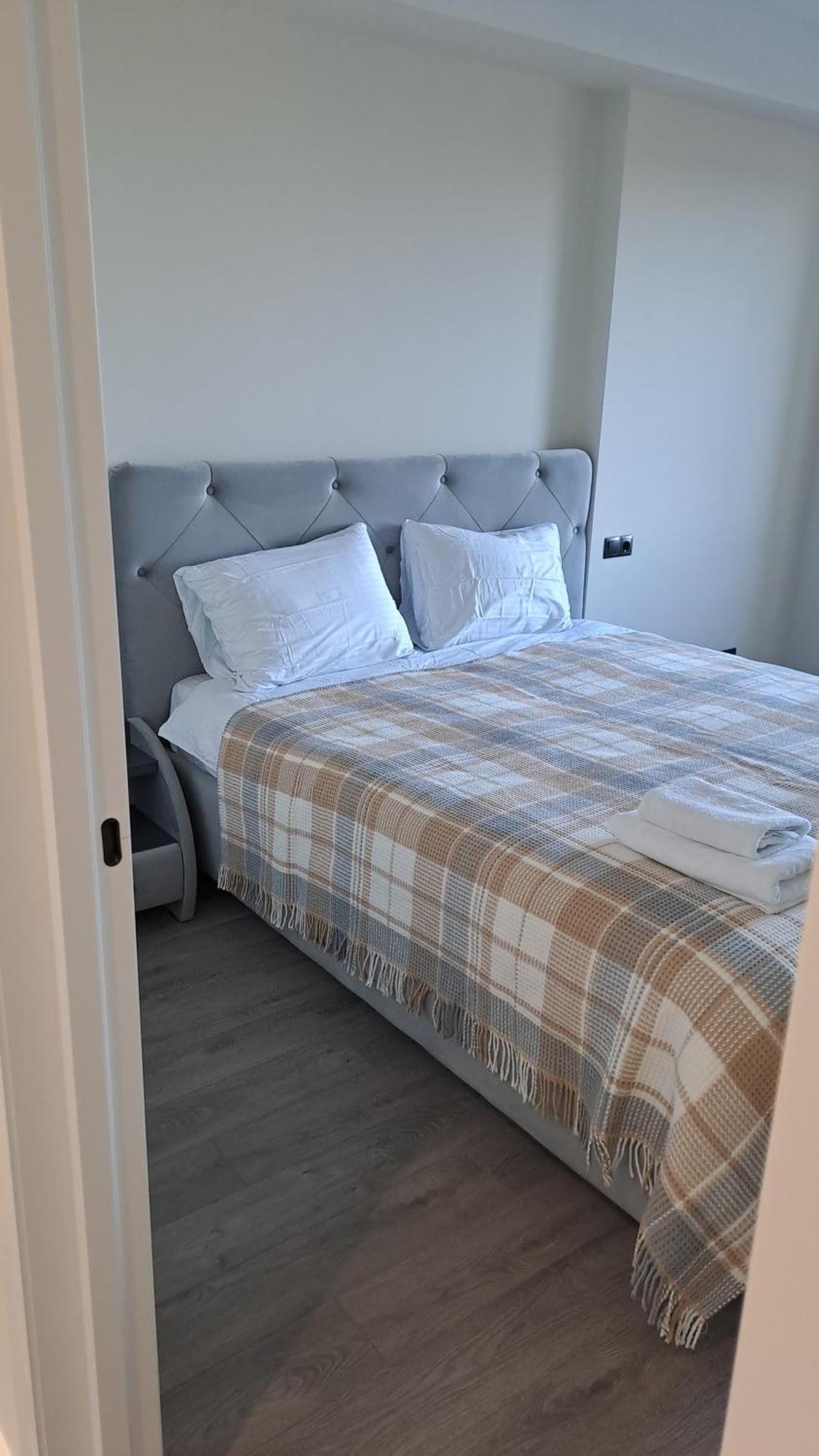 Appartamento Аэропорт-Номера 24/24 . Chişinău Esterno foto
